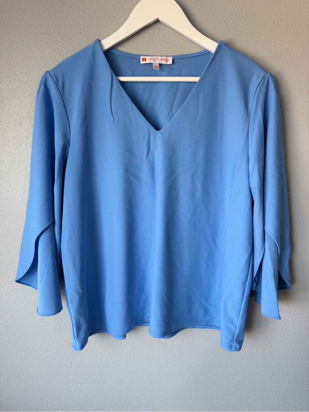 Jude Connally light blue Daniella draped sleeve top Women’s sz M